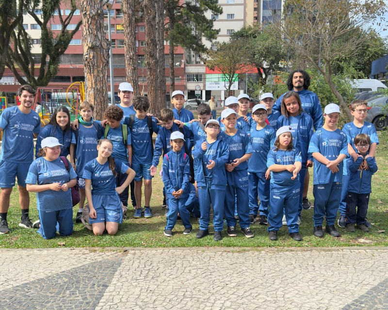 Projeto Nadando com Daniel Dias de Curitiba (PR) contou com passeio gratuito ao cinema nesta quinta-feira (04/09)